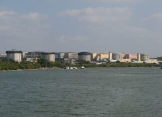 Reactorul 5 nu mai face nici cât o ceapă degerată