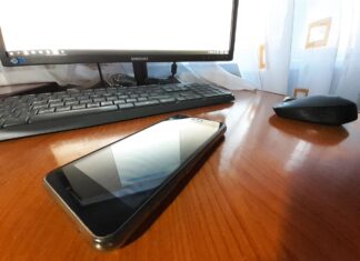 #News – Te-ai săturat să te lase bateria telefonului? S-a inventat bateria Litiu-Sulf baterie litiu sulf