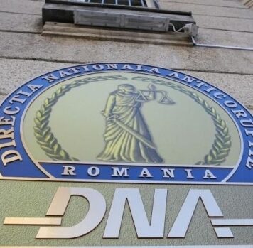 Șeful IȘJ Mureș, anchetat de DNA pentru luare de mită