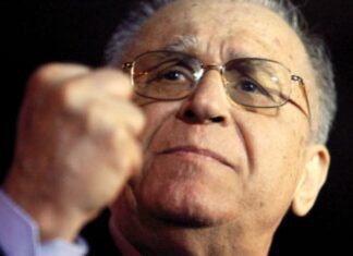 Ion Iliescu, viu și vaccinat, de ziua lui