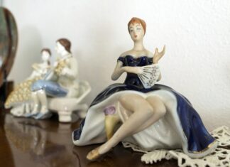 Ferestroika, muzeul Comunismului din casa bunicilor