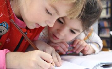 Elevii, tot mai nemulțumiți de Guvern scoala romaneasca