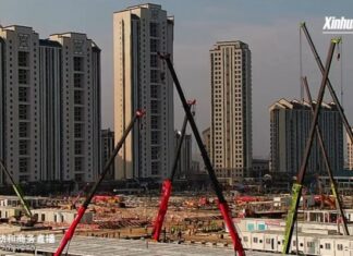 Armata chineză trimite personal medical la Wuhan