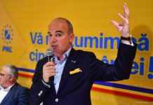 Rareș Bogdan face front comun cu BOR și cere redeschiderea bisericilor