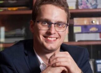 Ariel, coadă de purcel, cel mai userist dintre useriști, pentru Consiliul General al Capitalei