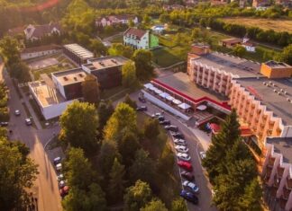 #News- Fercală a dat cu oiștea- n gard la Buziaș: TBB, gaură de 1, 3 milioane lei