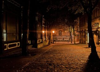 Ce a rămas din Centrul Vechi după coronavirus