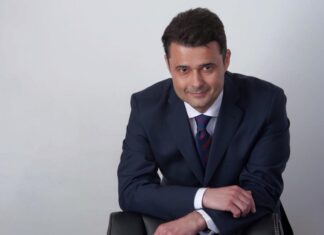 Florea, arătat cu degetul de toată lumea: Țărănușul de la Primăria Sector 5 Daniel Florea - foto Kanal D