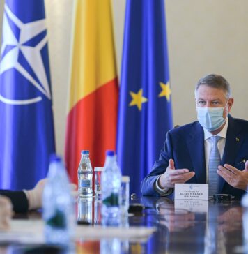 Iohannis cheamă specialiștii la Palat