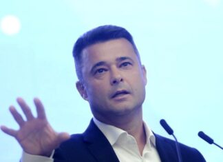 Lui Florea îi arde de promovare, în pandemie! Fața lui valorează 500.000 de euro