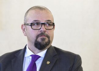 Cristian Popescu Piedone vizitează parcurile părăginite ale Sectorului 5