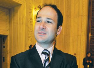 PSD îi sugerează lui Negoiță că ar fi cazul să demisioneze Robert-Negoita