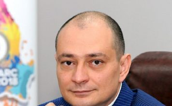 Viziere și dezinfectant luate de Primăria S4 pentru prevenirea răspândirii COVID-19