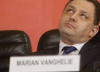 Vanghelie se crede încă „temelie”: și-ar cam vrea primăria înapoi