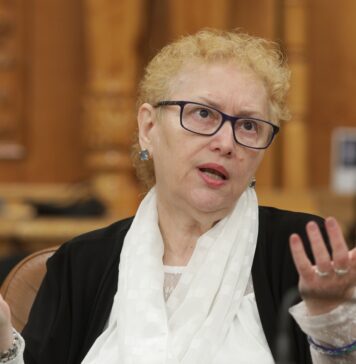 Impozitarea pensiilor speciale, atacată la Curtea Constituțională. Și Curtea Supremă vrea să atace legea