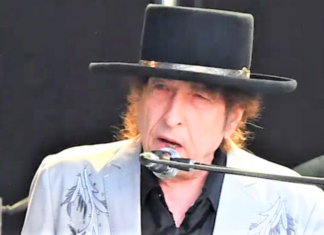 La 79 de ani, cântărețul american Bob Dylan a revenit în topurile din Marea Britanie! Bob Dylan, din nou în topuri, la 79 de ani