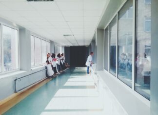 Număr crescut de cazuri de pneumonie în România