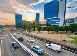 Firea anunță: „Șoseaua Fabrica de Glucoză s-a deschis total circulației!”