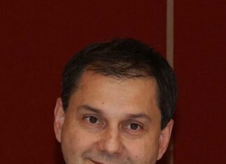 Haris Theoharis calmează nervii turiștilor români