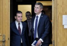 Dan Barna: „USR nu va participa la votul moțiunii”