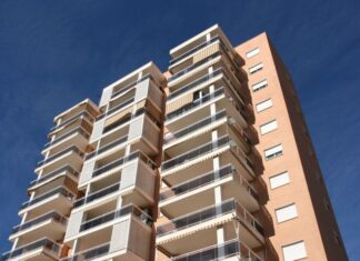 Firmele profitabile ar putea fi obligate să plătească avansurile locuințelor medicilor, profesorilor, sau absolvenților de teologie