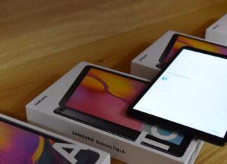 Licitația pentru tabletele elevilor, reluată în procedură de urgență