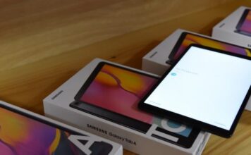 Deputații au decis ce categorii de elevi primesc tablete gratuite