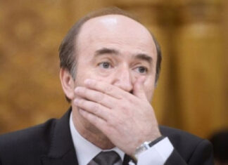 Tudorel Toader s-a înșelat! Ana Birchall nu e deloc evlavioasă și îi dă lecții de jurisprudență