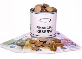 Oprescu dă din coate ca să nu plătim rate