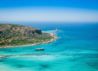 Creta vrea turiști români și nu se răzgândește