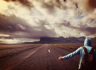 George-Sergiu Niculescu și turismul la cheie: un fel de autostop