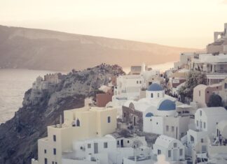 Turiștii se tem de măsurile de siguranță impuse de greci