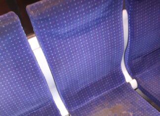 CFR și regulile pentru elevii care fac naveta tren