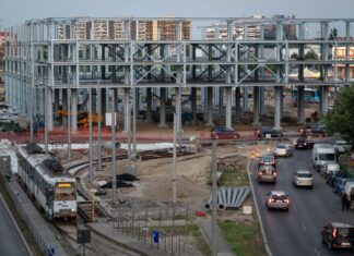 Firea: „Park&Ride Cora Pantelimon. 500 de locuri de parcare!”