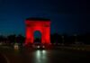 Arcul de Triumf și sediul Primăriei Capitalei, în „haine roșii”