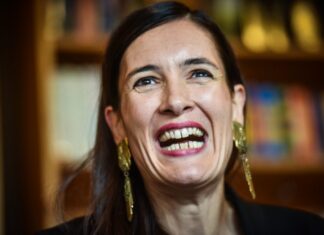 Ce a făcut Clotilde Armand în șase luni de mandat? A întreținut scandaluri!