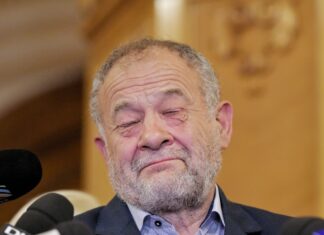 Buzatu îndeamnă la nepurtarea măștii, iar în Vaslui numărul de cazuri crește