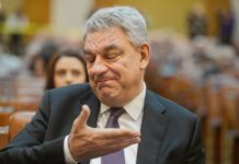 Mihai Tudose îi ironizează pe cei de la USR PLUS cu un banc găsit pe Facebook