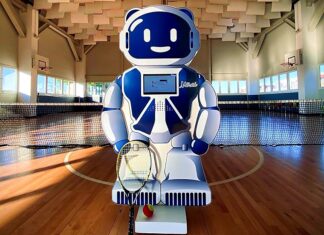 Cristian Lăcraru și roboțelul educațional: moft sau necesitate?