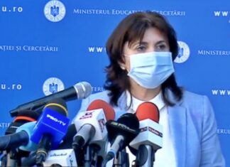 Monica Anisie ar închide școlile dar mai așteaptă Monica Anisie