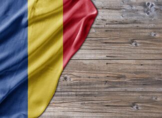 Defăimarea drapelului și a imnului național – motiv de închisoare?