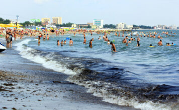 Peste 1.000 de polițiști și pompieri vor fi detaşaţi pe litoral până la finalul sezonului estival Litoral România