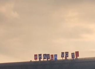 Din casă, direct pe pod: Clujul votează umorul