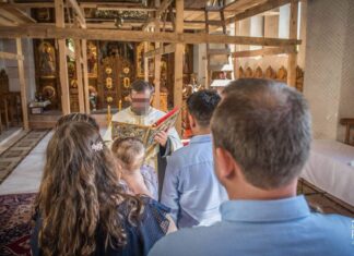 Nunțile și botezurile, interzise în România