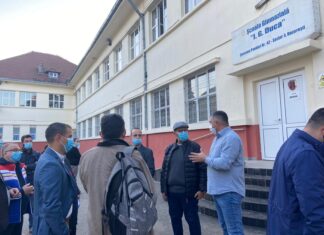 Piedone trage un semnal de alarmă: la școala 146 „I. Gh. Duca” este, încă, nevoie de tablete