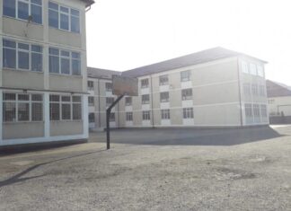 Constanța. Demisie în cazul scandalului din curtea școlii