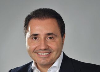 Rizea, rămas fără cetățenia moldovenească, a fost reținut la Chișinău