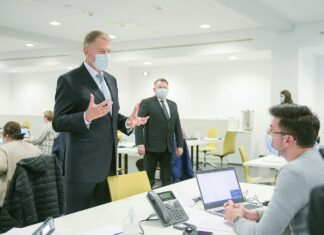 Iohannis anunță vaccinare în masă. „În prima linie intră personalul medical”