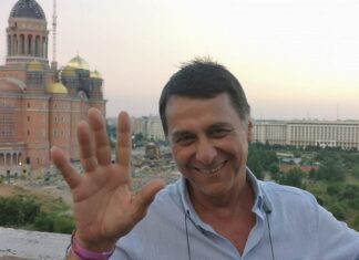 Bogdan Stanoevici, aprig contestatar al măștii, în comă