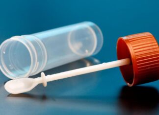 China a trecut la un nou nivel de testare Covid: anală